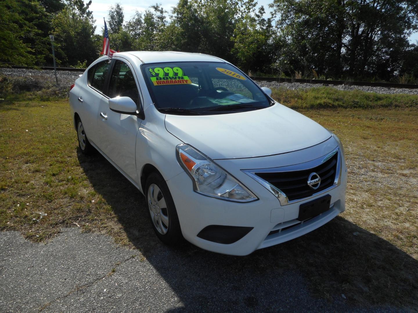 2016 White Nissan Versa (3N1CN7AP9GL) , located at 2553 Airline Blvd, Portsmouth, VA, 23701, (757) 488-8331, 36.813889, -76.357597 - ***VEHICLE TERMS*** Down Payment: $999 Weekly Payment: $100 APR: 23.9% Repayment Terms: 42 Months *** CALL ELIZABETH SMITH - DIRECTOR OF MARKETING @ 757-488-8331 TO SCHEDULE YOUR APPOINTMENT TODAY AND GET PRE-APPROVED RIGHT OVER THE PHONE*** - Photo#3